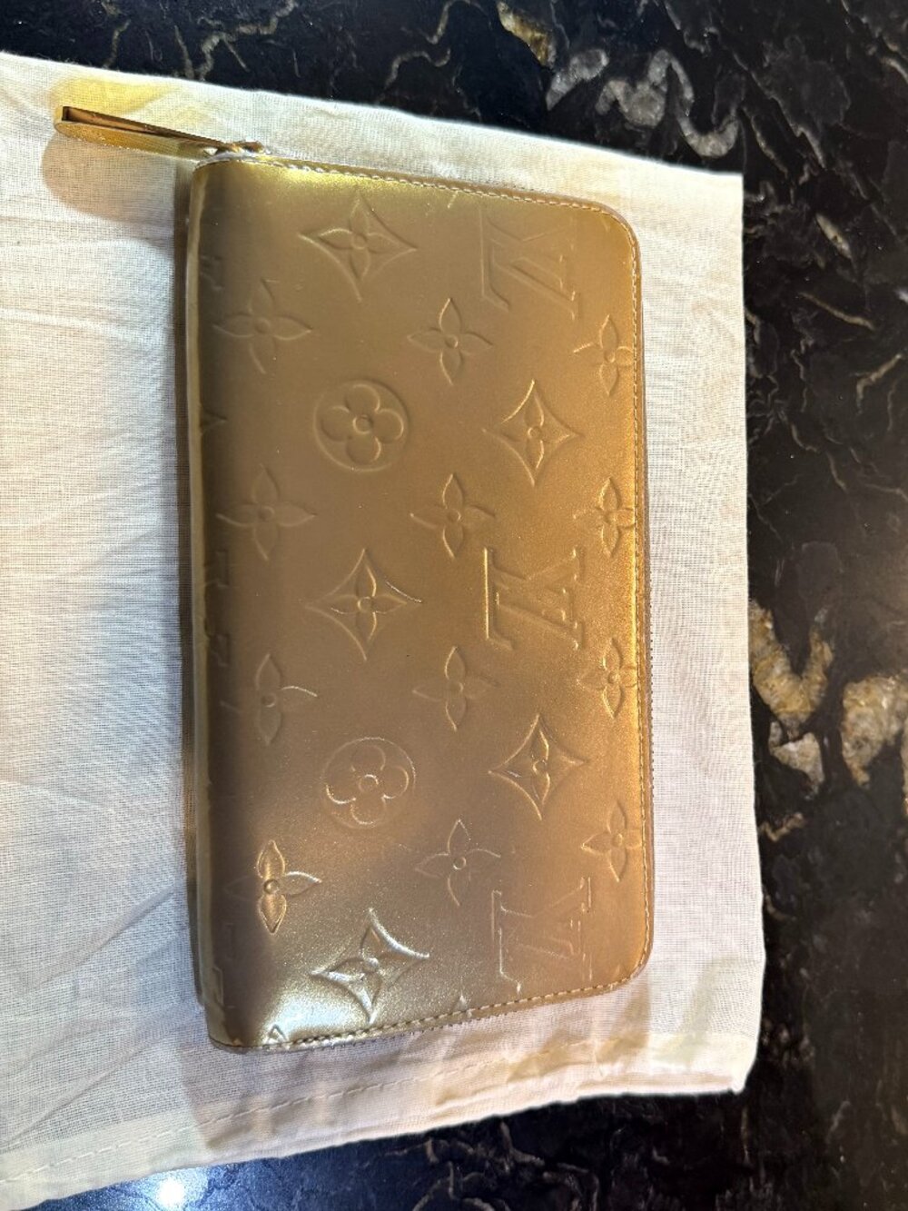Louis Vuitton Vernis Gold Long Wallet